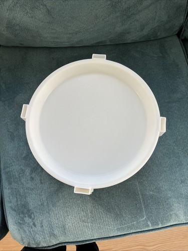 Vintage tupperware pie - vintage,