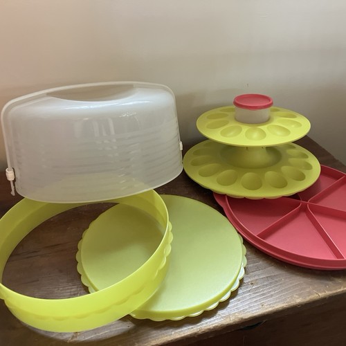 Tupperware 3062 cake taker - tupperware, pie