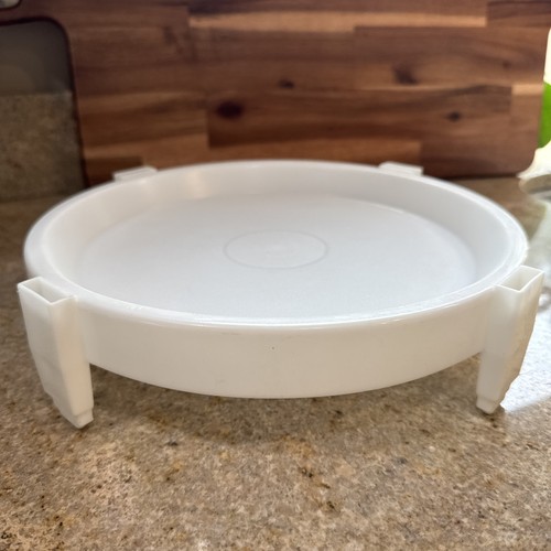 Tupperware pie saver 511 - tupperware,